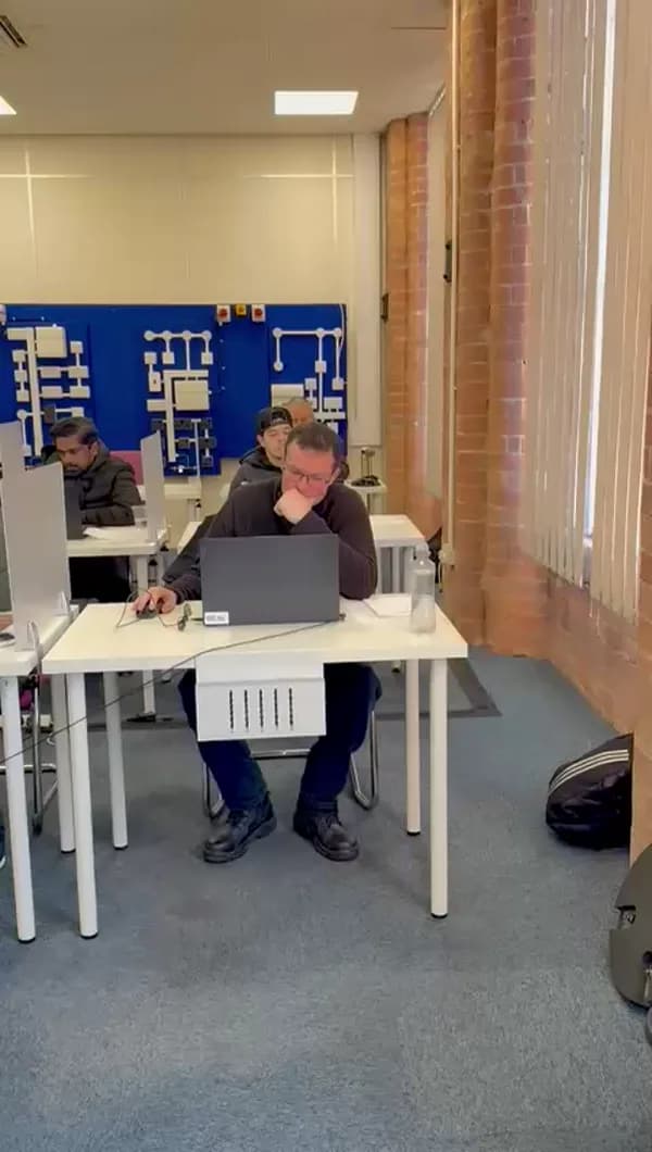 City & Guilds 2382-22 18th Edition Wiring Regulations Course - Image 3