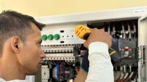City & Guilds 2357 Level 3 NVQ Diploma in Electrical Installations - Image 3