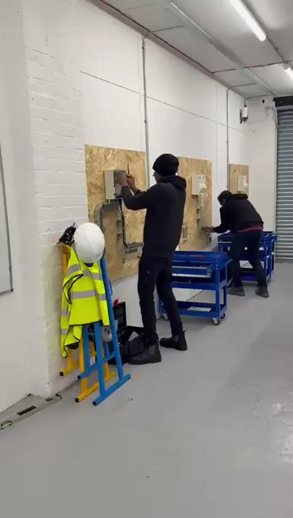 Level 2 Diploma in Electrical Installations (2365) - Image 6