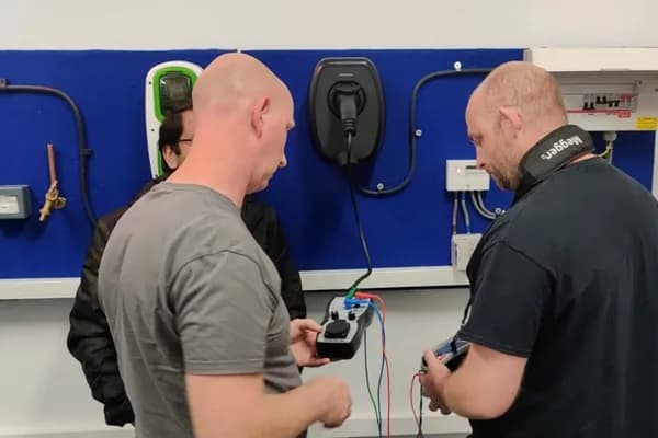 City & Guilds 2921-32 and 2921-33 Combined Course: Large Scale Electric Vehicle Charging Installations